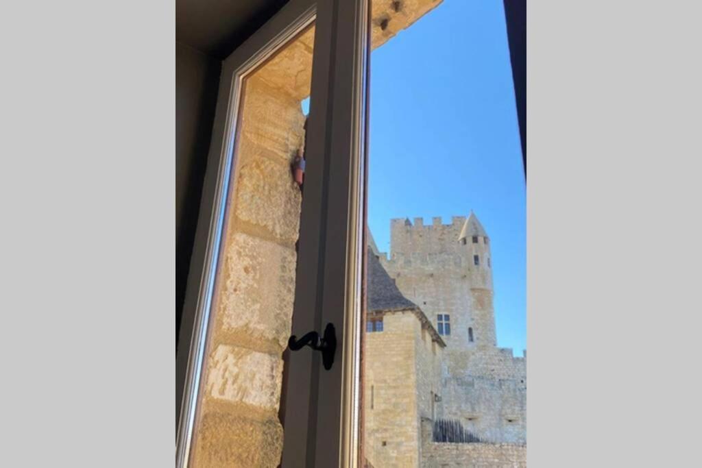 La Croquante Face Au Chateau Beynac-et-Cazenac Dış mekan fotoğraf